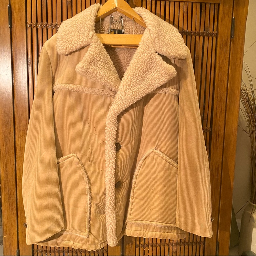 Vintage Men’s Weathercaster Corduroy and Sherpa Coat